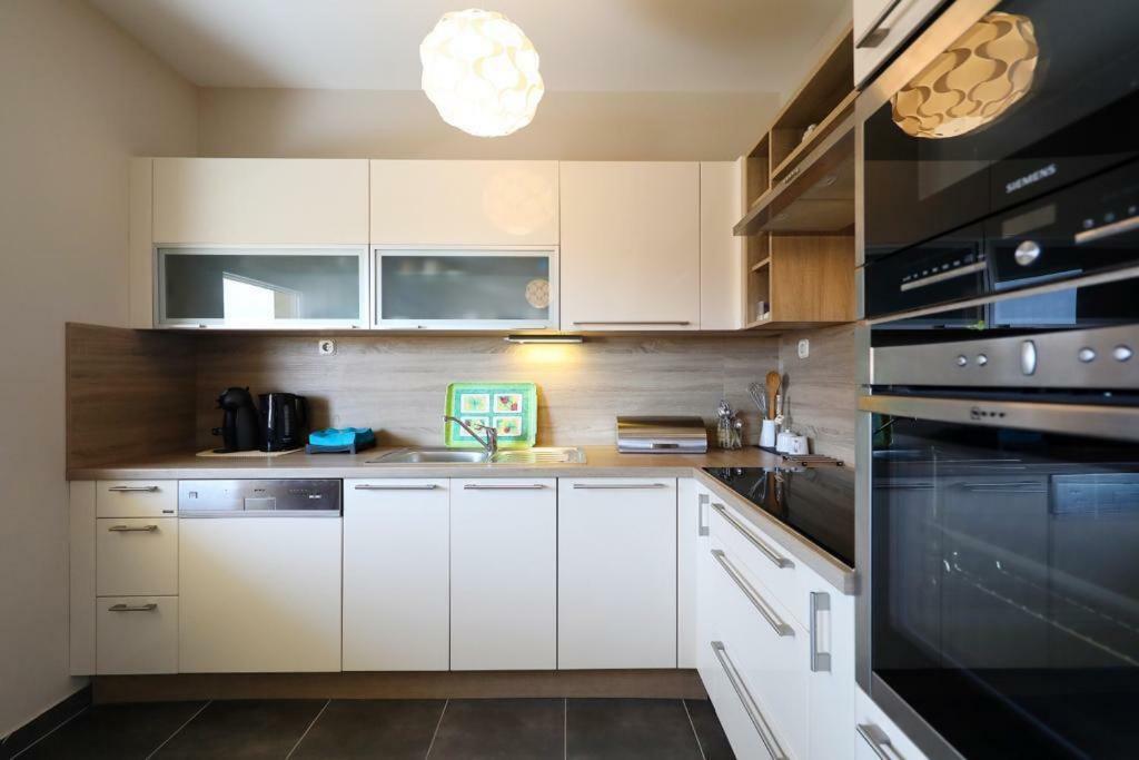Luxury Apartment Rougemarin Pakoštane Esterno foto